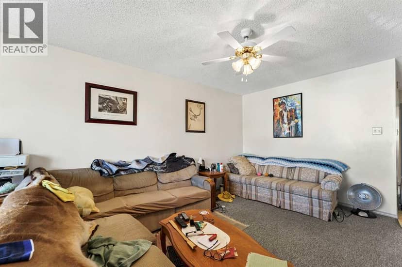 45 Clark Crescent SE, Medicine Hat, photo 8