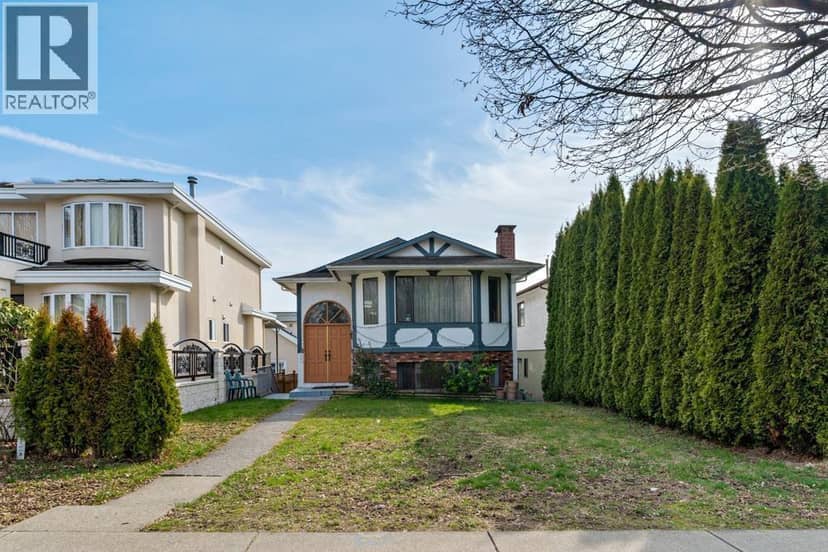 328 E 49TH AVENUE, Vancouver