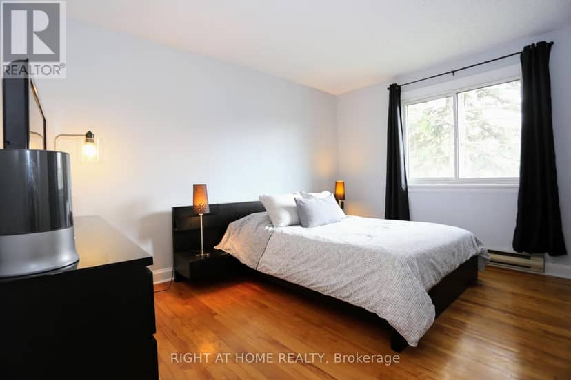 323 Levis Avenue, Ottawa, photo 5