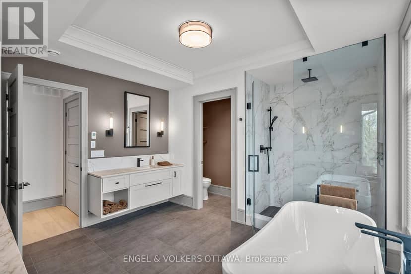 37 Clarendon Avenue — photo 28 of 40
