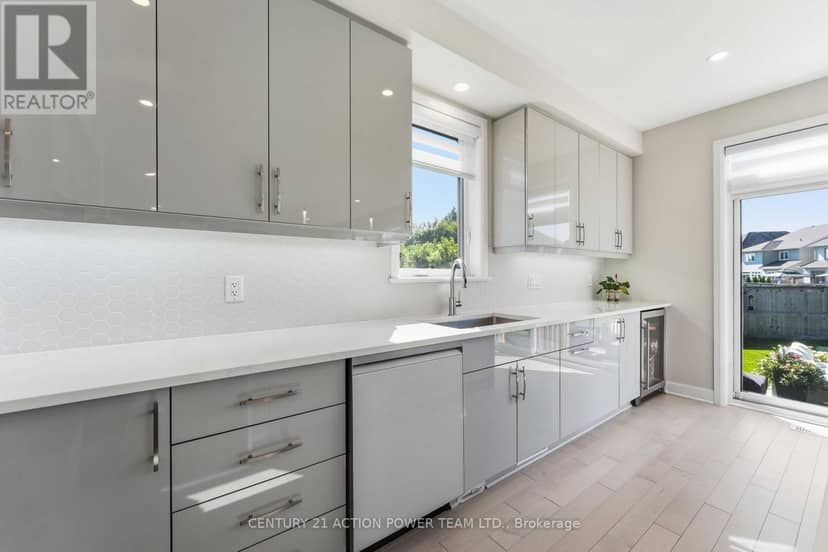 644 Moonflower Crescent — photo 11 of 40
