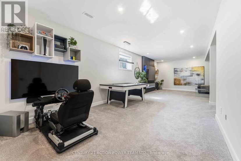 644 Moonflower Crescent — photo 33 of 40
