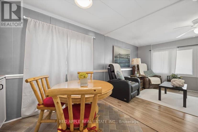 30 Flora Court — photo 12 of 34