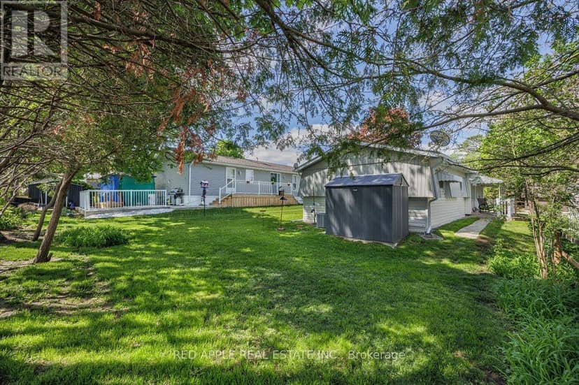 30 Flora Court — photo 32 of 34
