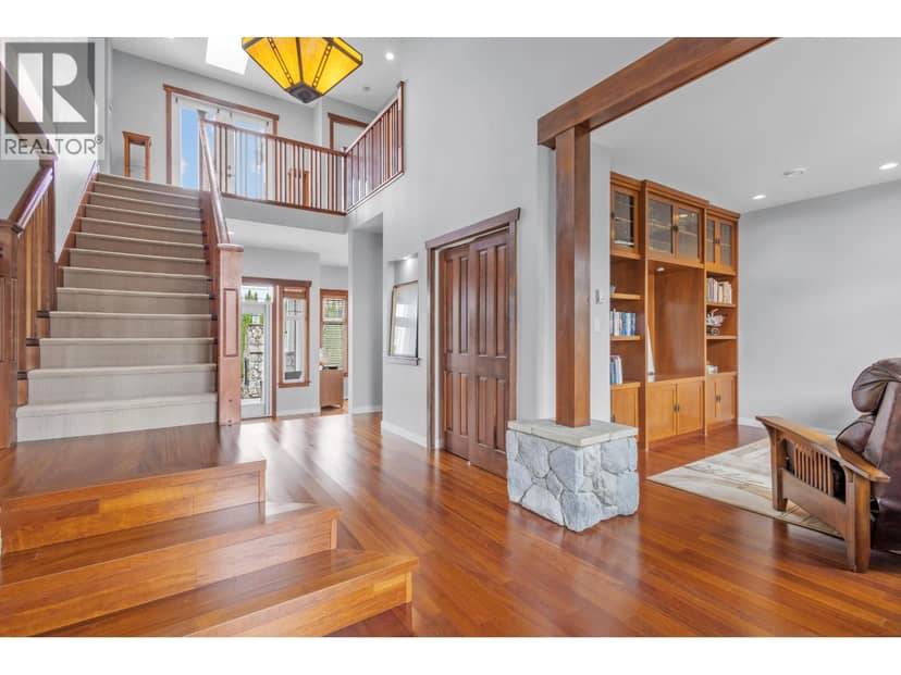 186 MACDONALD AVENUE, Burnaby, photo 3