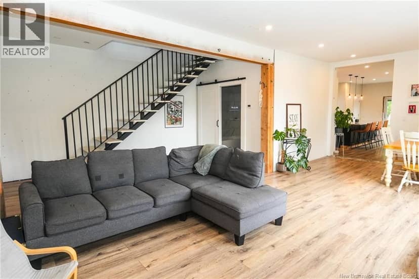 9 Tilley Street — photo 13 of 35