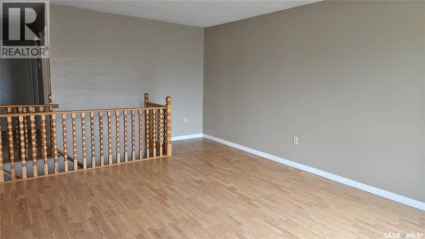 139 Center STREET — photo 12 of 29