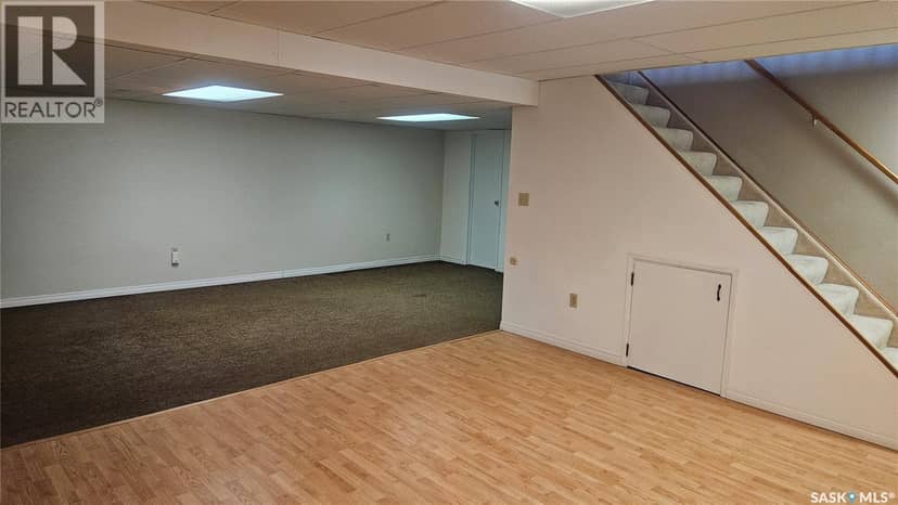 139 Center STREET — photo 16 of 29