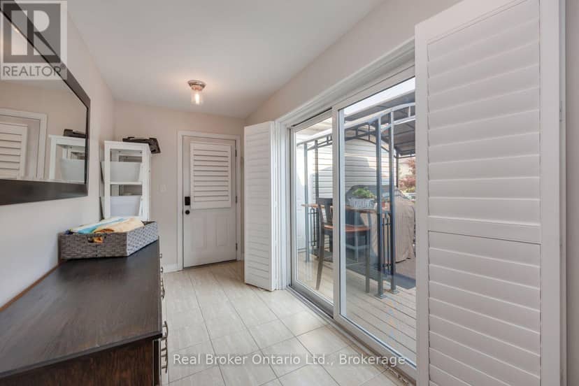 11 Greenaway Circle — photo 15 of 40