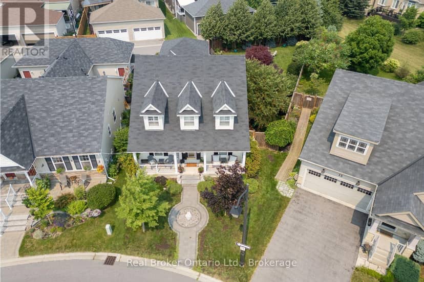 11 Greenaway Circle — photo 3 of 40
