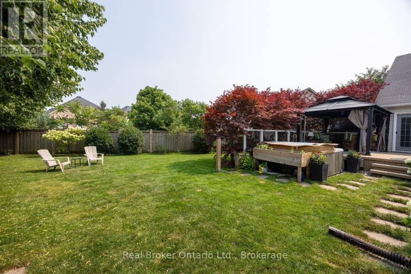 11 Greenaway Circle — photo 40 of 40