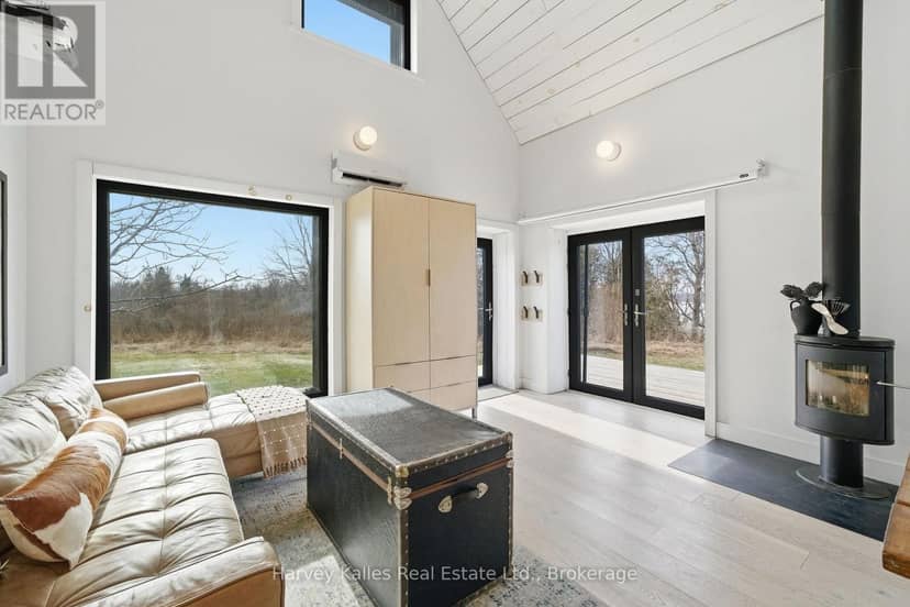2175 County Road 7, Prince Edward County, photo 8