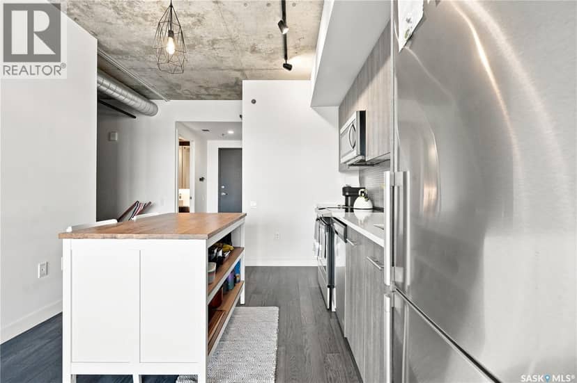 806 490 2nd AVENUE S — photo 13 of 40