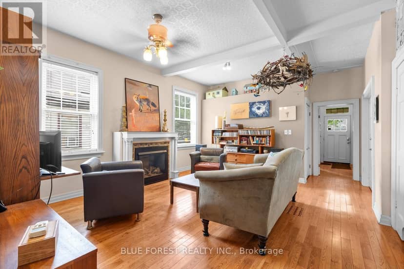 550 Elizabeth Street — photo 23 of 40