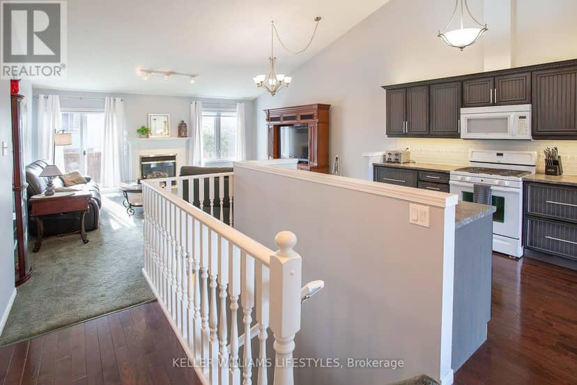 21 - 861 Shelborne Street — photo 10 of 34