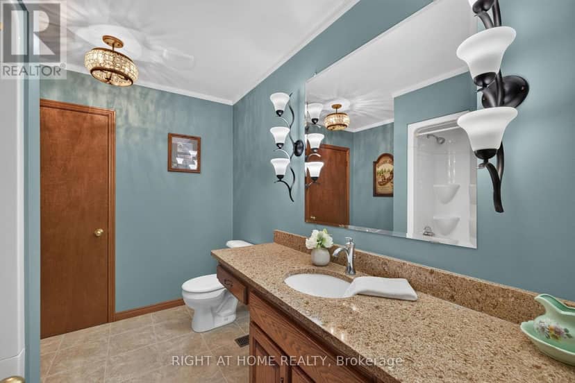 13 St Ladislaus Street — photo 20 of 40