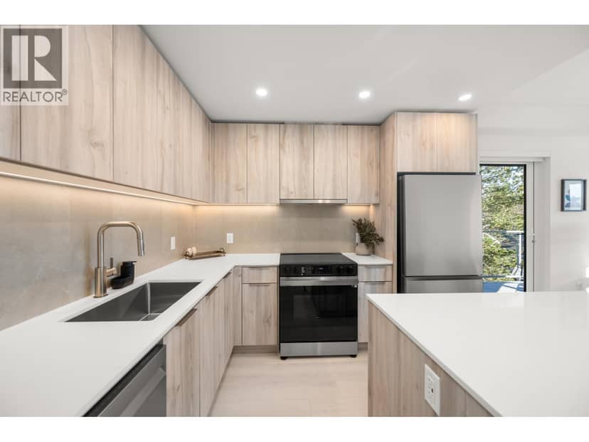613 3596 MALSUM DRIVE, North Vancouver, photo 5