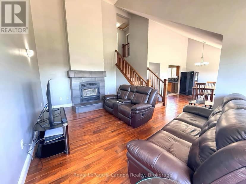 230 Hwy 11/17, Dorion, photo 4