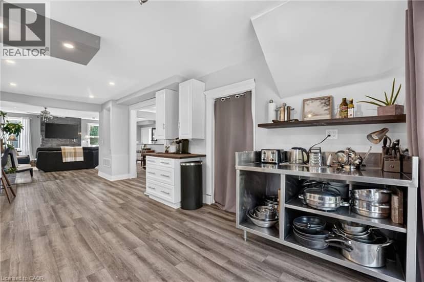 4189 MOUNTAIN Street — photo 11 of 40