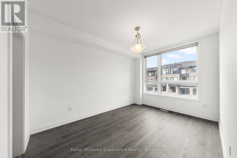 115 Blue Forest Crescent — photo 14 of 28