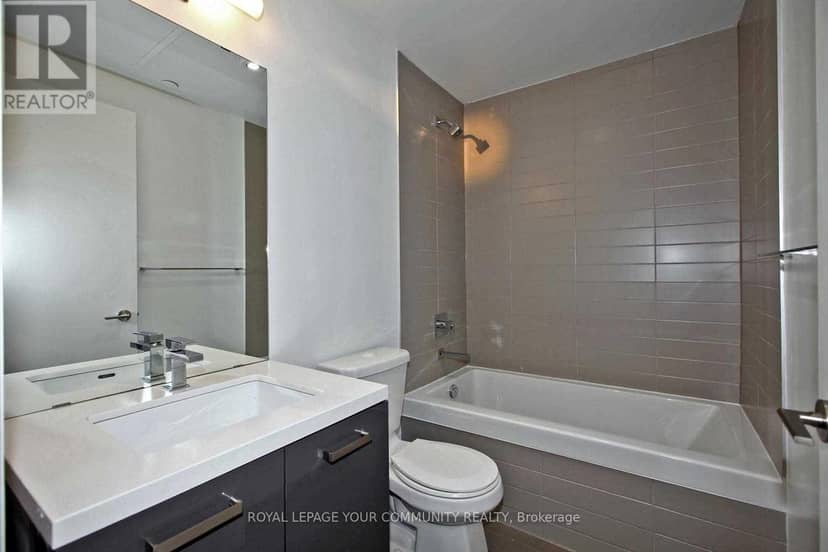 403 - 11 Charlotte Street — photo 6 of 12