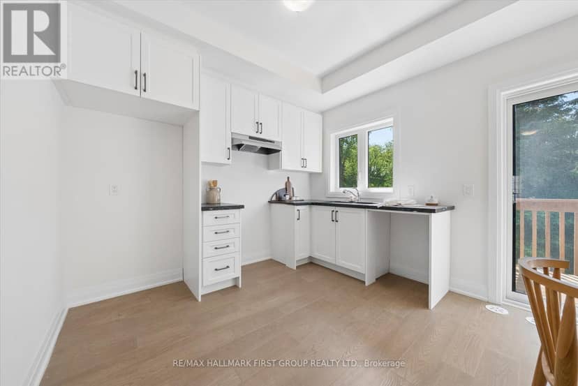 19 Marret Lane — photo 7 of 28