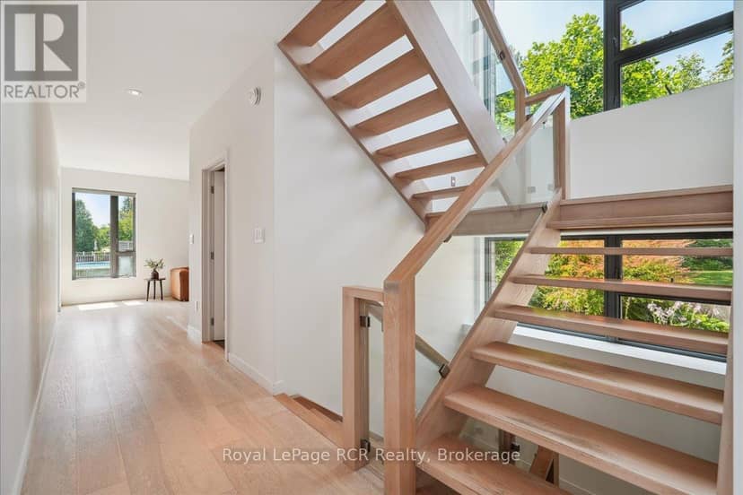 20 Everett Road — photo 30 of 40