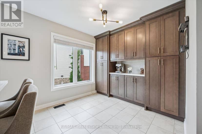 2 - 395 Linden Drive — photo 11 of 24