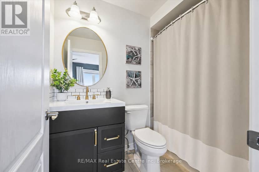 2 - 395 Linden Drive — photo 16 of 24