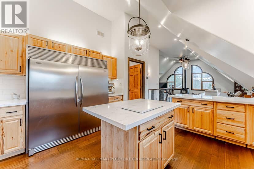 2504 Fairgrounds Road, Ramara, photo 7