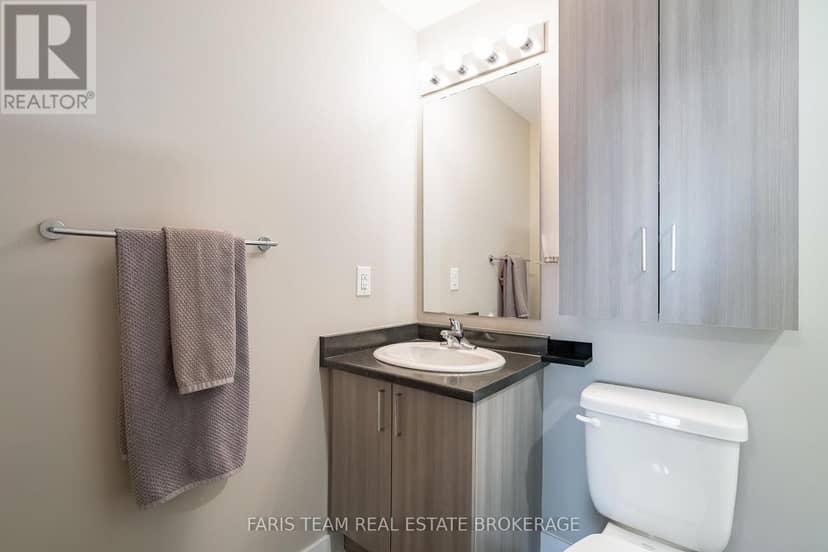 402 - 4 Spice Way — photo 21 of 40