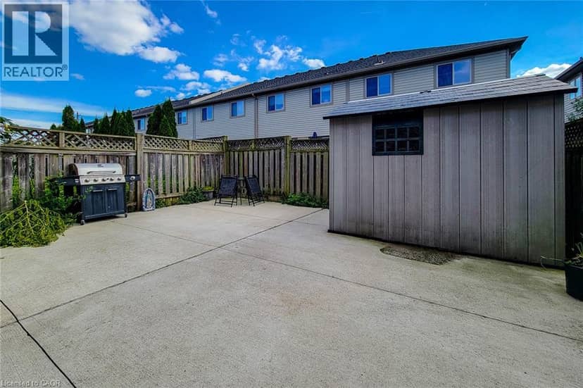 21 JONATHON Court, Hamilton, photo 8