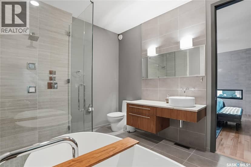 254 Whalley CRESCENT — photo 40 of 40
