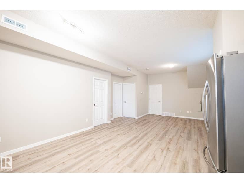 #196 142 Selkirk PL, Leduc, photo 4