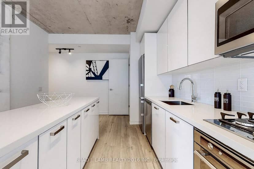 509 - 55 Ontario Street — photo 15 of 40