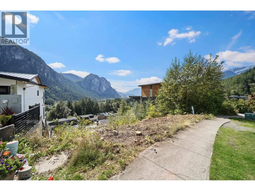 2250 CRUMPIT WOODS DRIVE, Squamish, photo 3