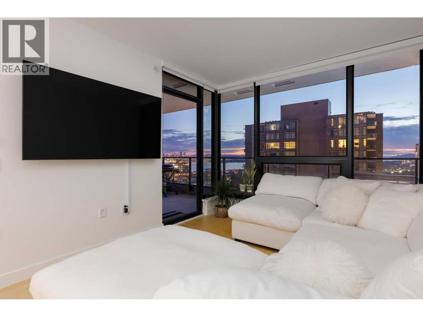 1005 135 E 13TH STREET, North Vancouver, photo 6