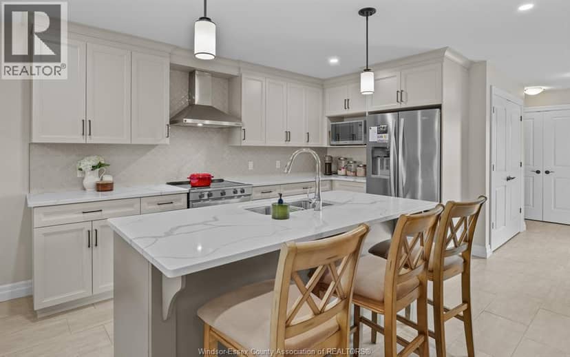 213 Meadowview — photo 7 of 32