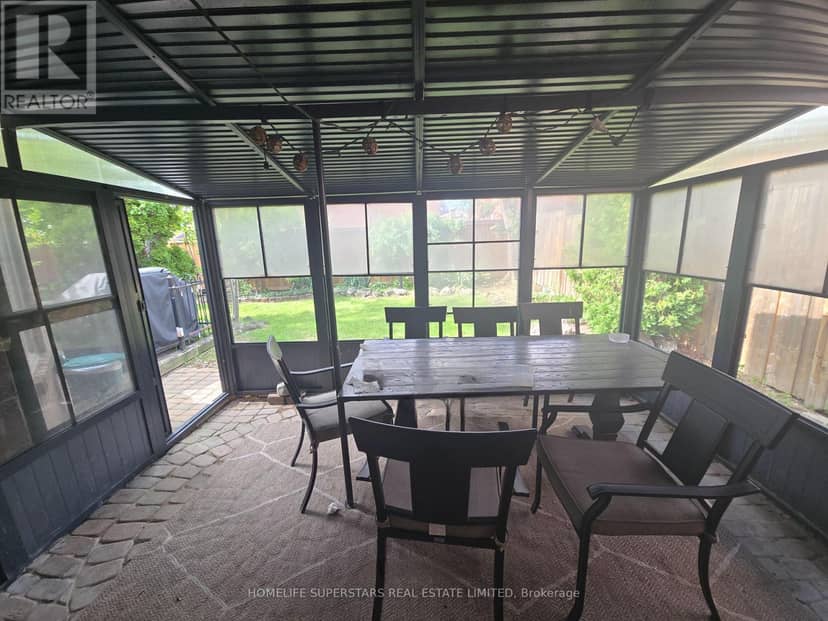 4 Nottingham Crescent — photo 15 of 21