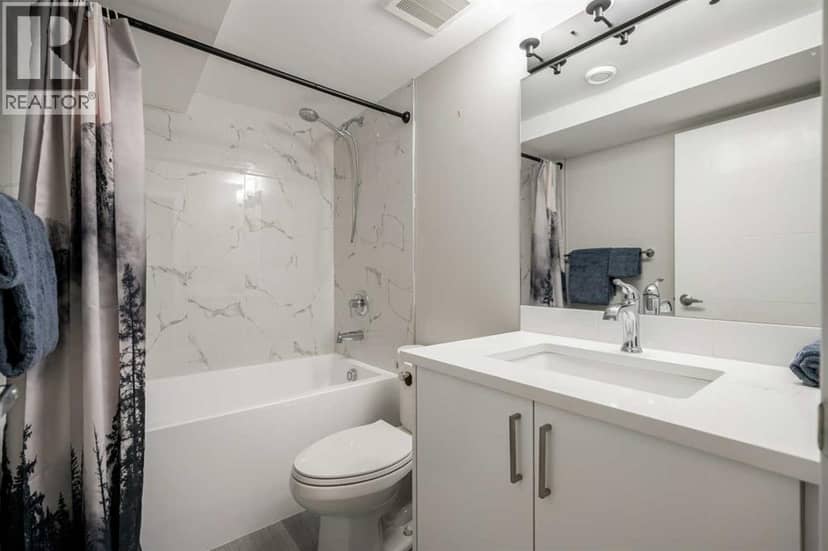 471 Northmount Drive NW — photo 21 of 23