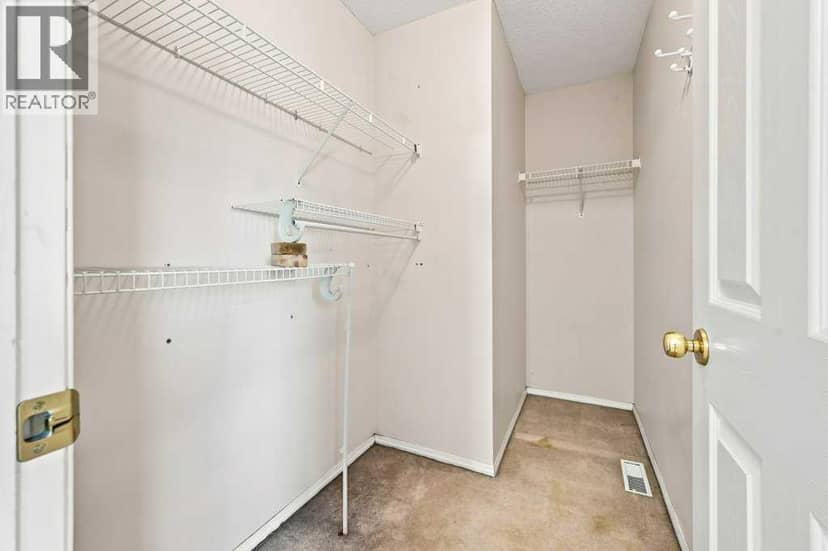 100 Coventry Road NE — photo 18 of 38