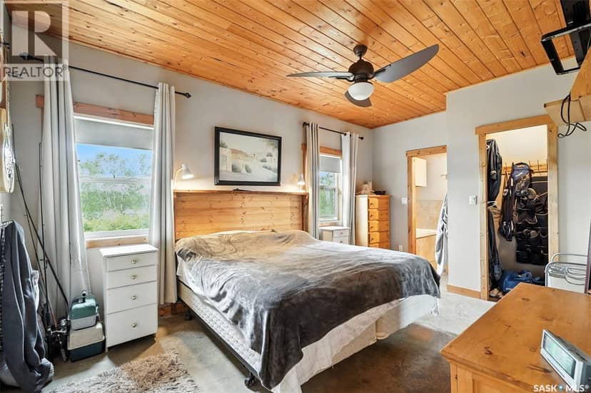 Hansen acreage — photo 11 of 40