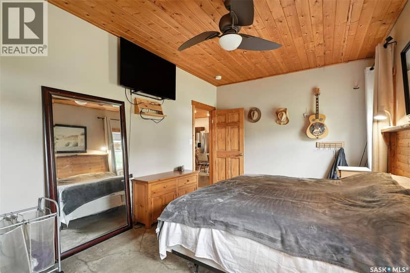 Hansen acreage — photo 12 of 40