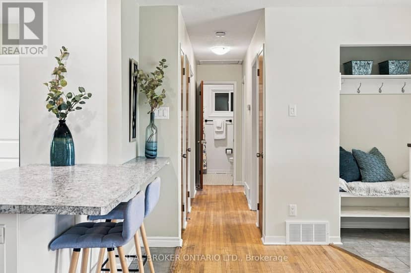 82 Meadowlands Drive W — photo 21 of 40