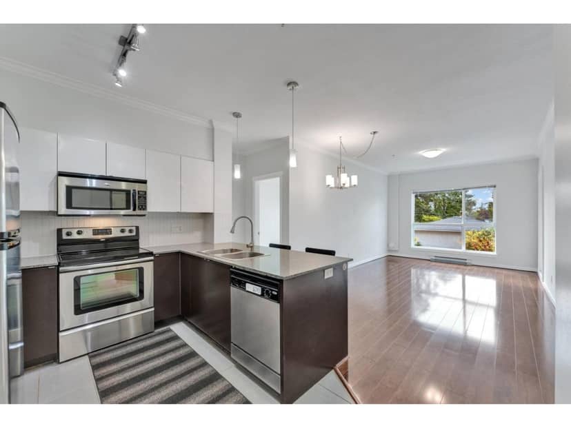 335 13733 107A AVENUE, Surrey, photo 3