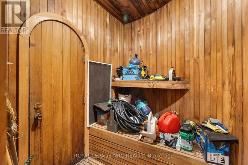 46 Adelene Crescent — photo 16 of 40