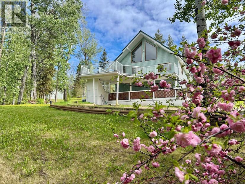 7524 VALLEYVIEW DRIVE, Fort Nelson