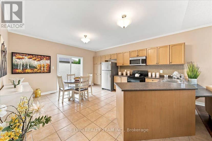 61 McIntyre Drive — photo 11 of 38