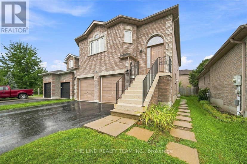 61 McIntyre Drive — photo 3 of 38