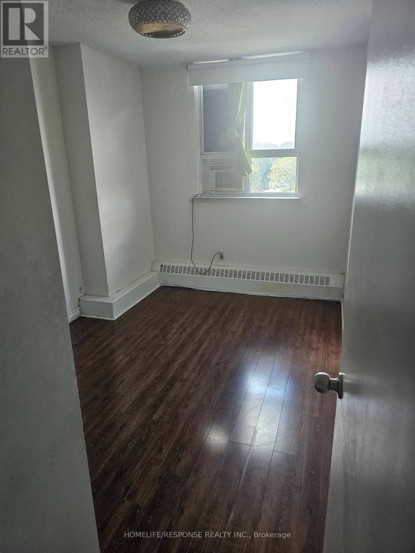 715 - 1625 Bloor Street — photo 18 of 27